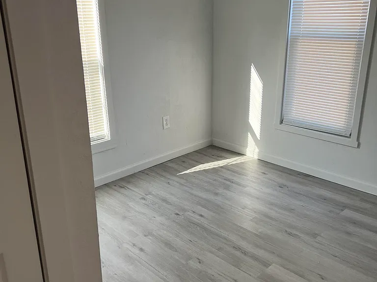 4813 E Manslick Rd #3 — Photo 7