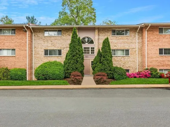 2823 Kalmia Lee Ct APT 102, Falls Church, VA 22042