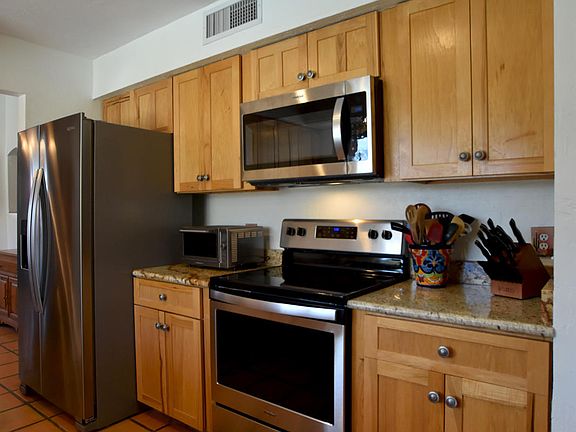 4th image of 3730 N Gunnison Dr