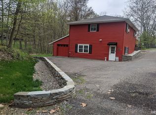 9 Violet Hill Rd, Rhinebeck, NY 12572