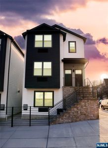 53 Haledon Ave, Paterson, NJ, 07522