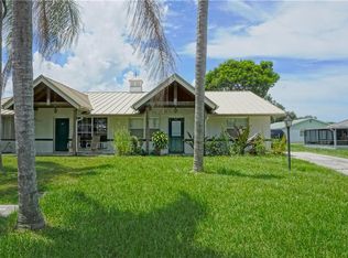 77 SE Tioga Pl, Stuart, FL 34997