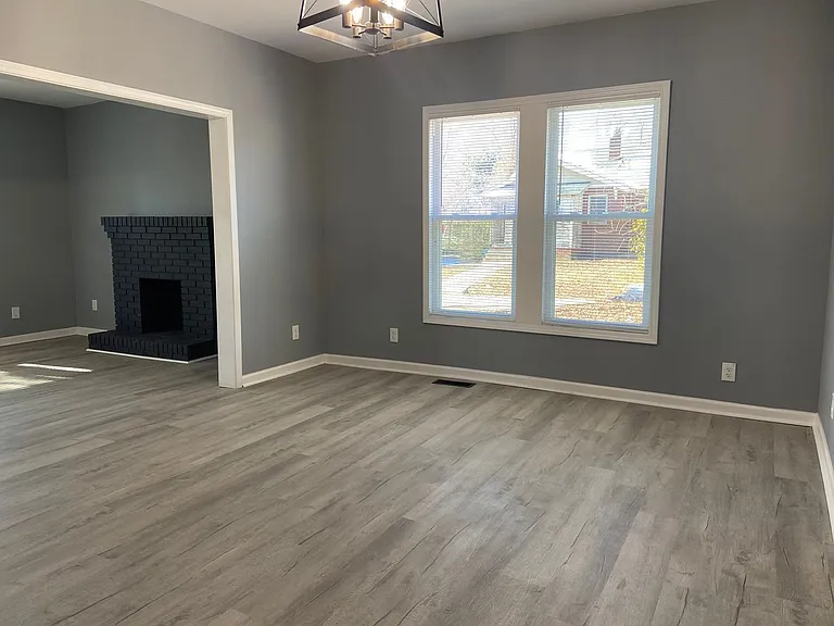 205 Guilford Ave — Photo 3
