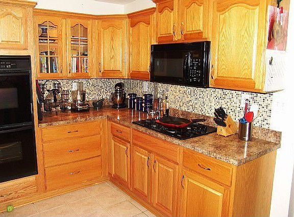 Kitchen close-up of backsplash