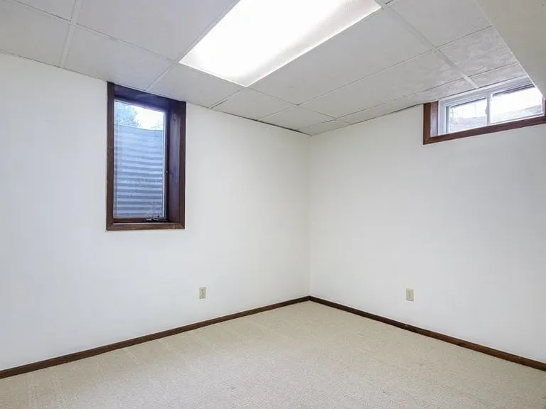 8813 Griggs Ave — Photo 15