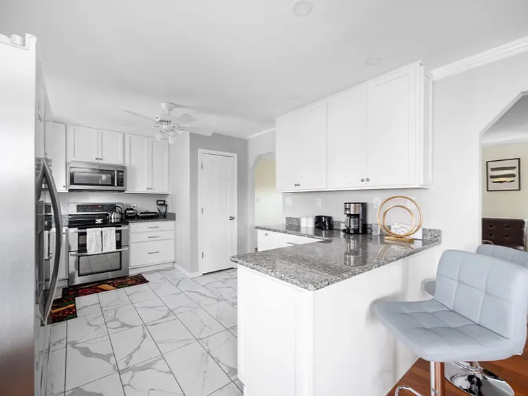 11 Endicott Ln #B2 — Photo 10