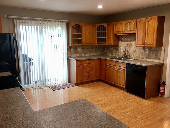 4th image of 26621 Townley St