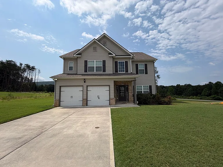 61 N Village Cir — Photo 41