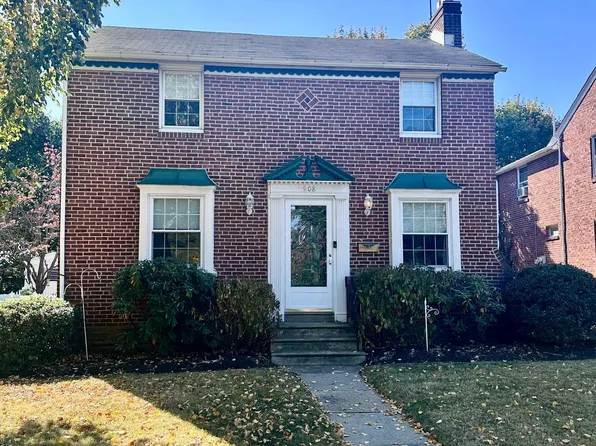 908 Rhawn St, Philadelphia, PA 19111