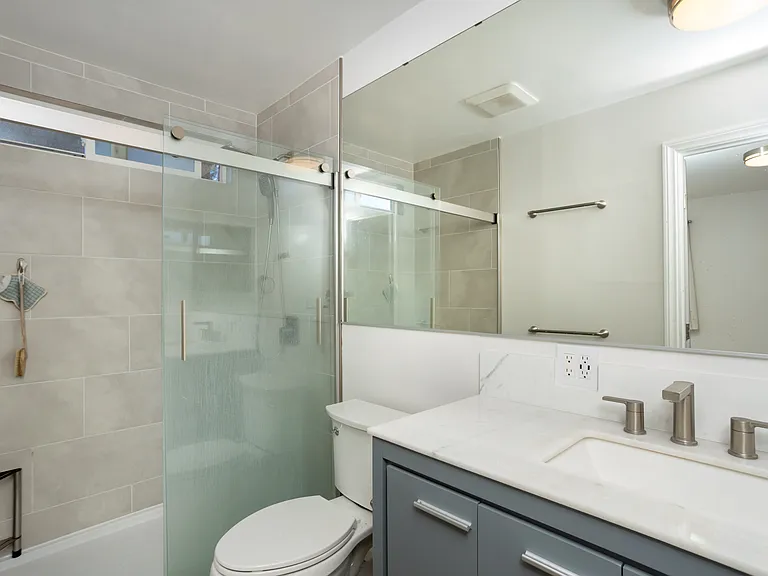 4742 Seaford Pl — Photo 24