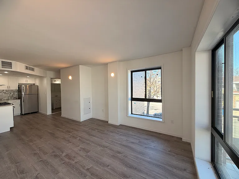 21410 15th Ave #2C — Photo 1