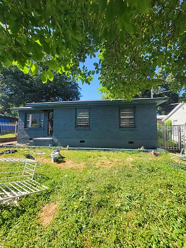 1184 Effie Rd Photo 1
