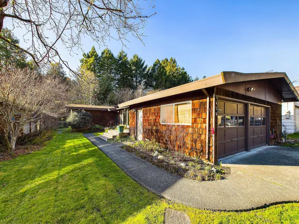 3438 Lowell St, Eureka, CA 95503