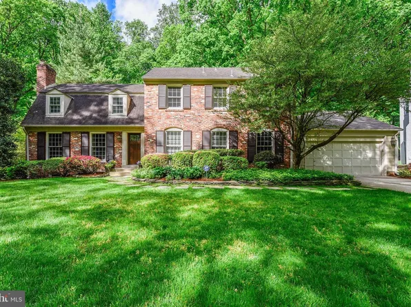 7616 Hackamore Dr, Potomac, MD 20854