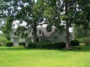 2469 Central Ave, Waycross, GA 31503