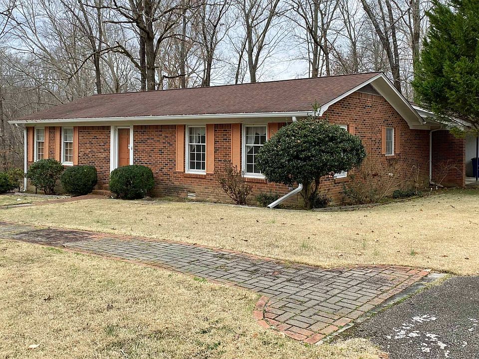 1164 Woodmont Dr, Selmer, TN 38375 Zillow