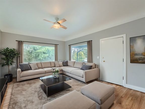 3rd image of 12021 16th Ave S #A