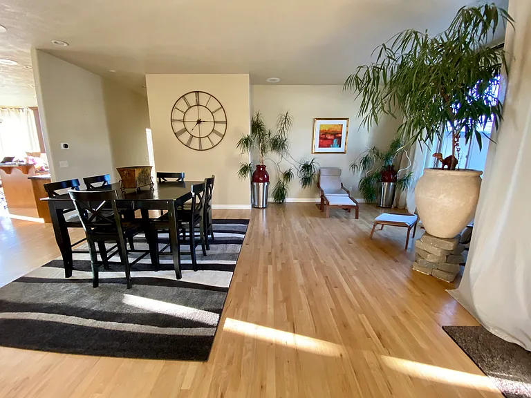 2032 E Eagle Crest Dr — Photo 7