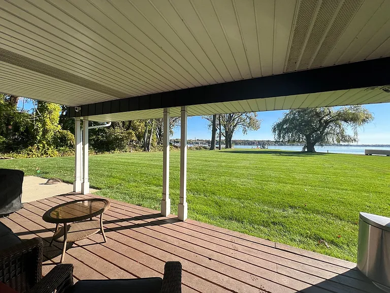 327 Big Bay Dr — Photo 5