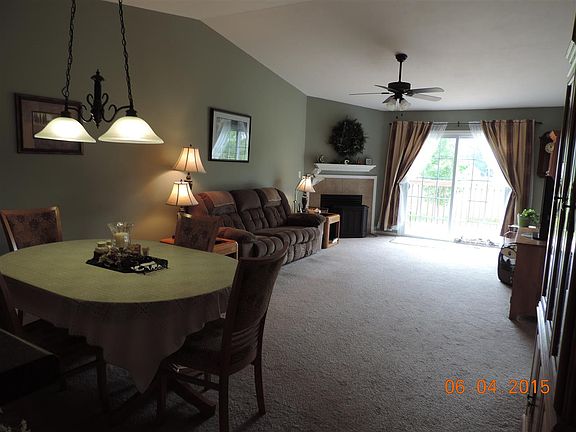 3rd image of 826 University Pkwy