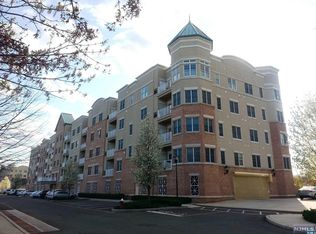 1213 Windsor Park Ct, Englewood, NJ