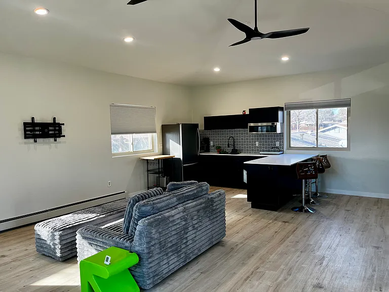6114 Utica St #C — Photo 3