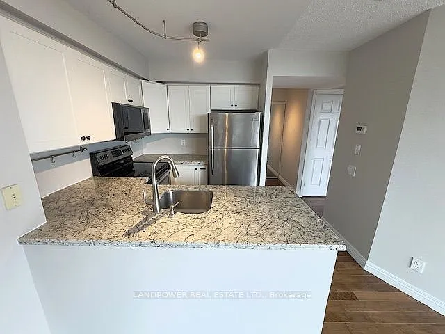28 Harrison Garden Blvd #2005 — Photo 16
