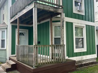 1027 Jennette Ave NW #1, Grand Rapids, MI 49504