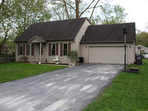 2nd image of 4141 Hill Dr
