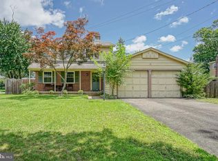 4 Anvil Ct, Cherry Hill, NJ 08003