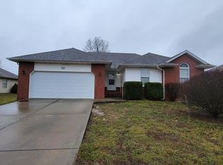 5582 W Josh St, Springfield, MO 65802