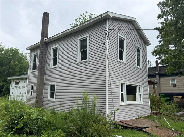 136 Center St, Cleveland, NY 13042