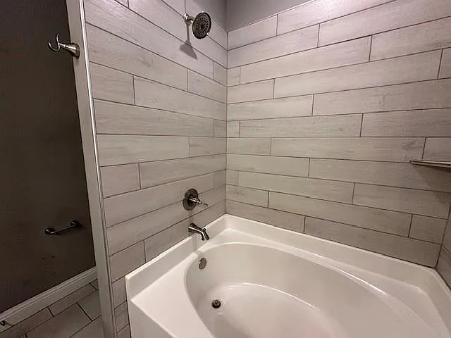 915 McNeil Ave — Photo 12