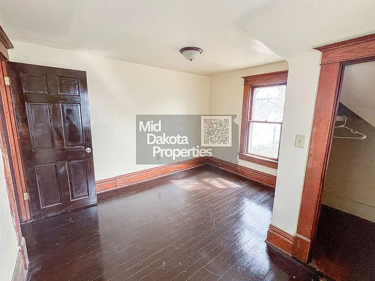 401 W 11th Ave — Photo 9