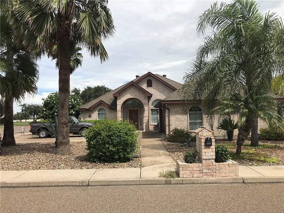 1st image of 3509 Clubhouse Dr