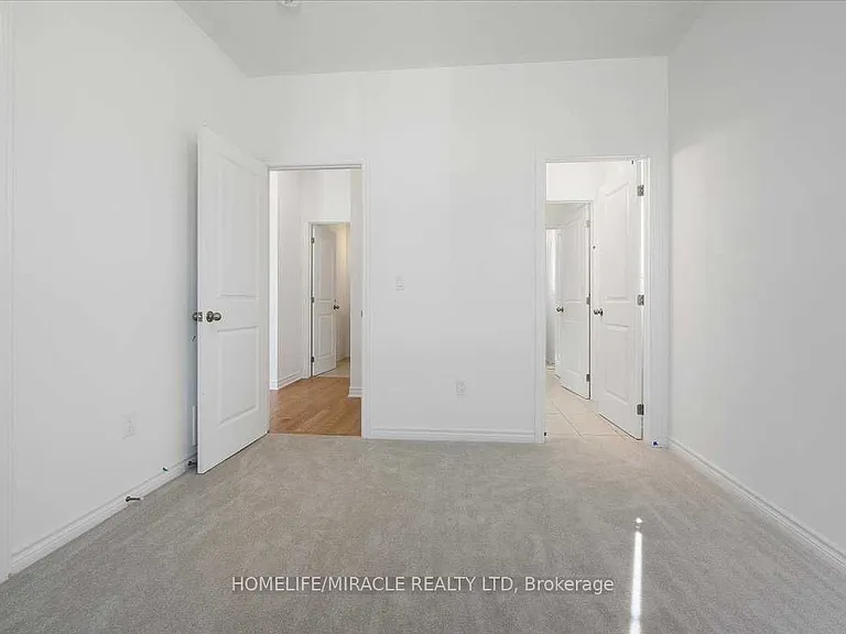 140 Country Club Dr — Photo 18