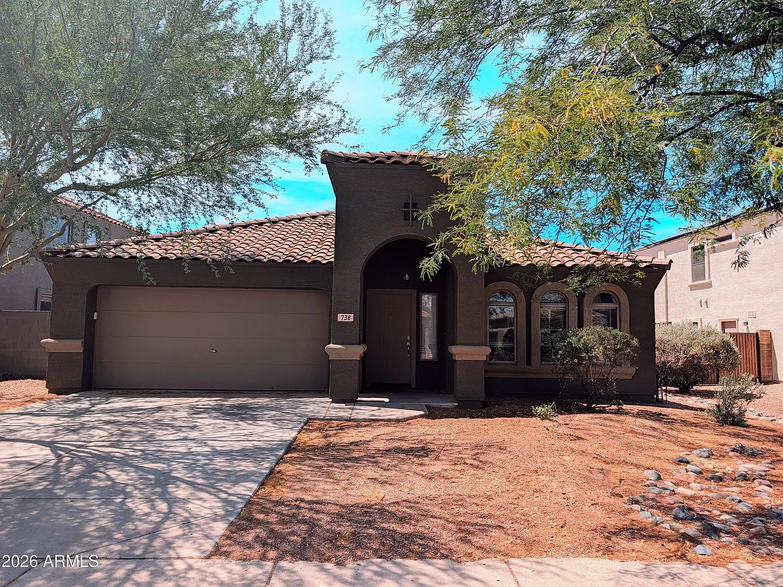 4 bed, 2.0 bath, 2151 sqft, $1,950 — Photo 2