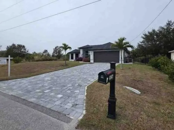 526 Wabasso Ave S, Lehigh Acres, FL 33974
