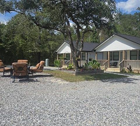 3rd image of 48 Smith Rd