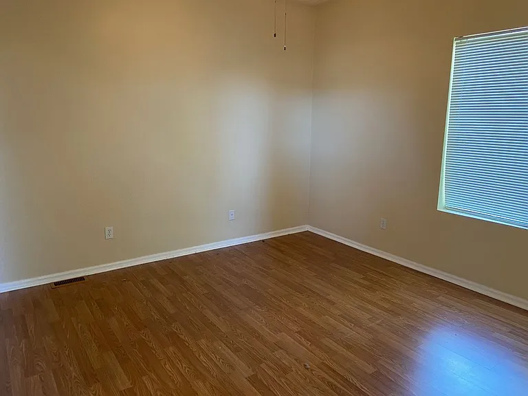 4120 Autumn Heights Dr #F — Photo 14
