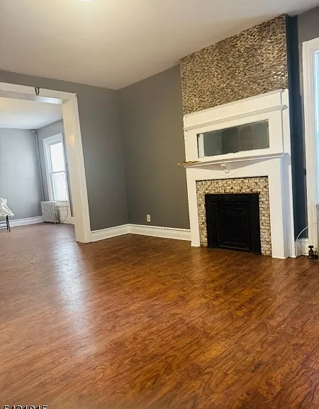 961 Lafayette St — Photo 3