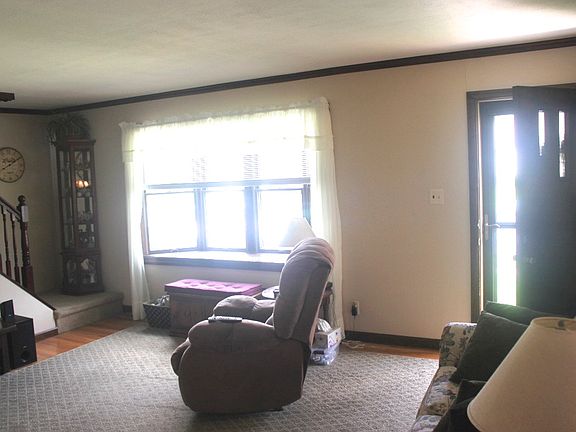 2nd image of 8-38 Henderson Blvd #1X