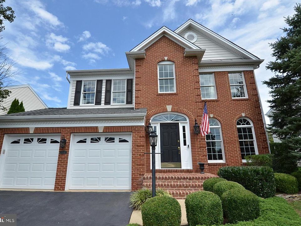 1st image of 15146 Jupiter Hills Ln