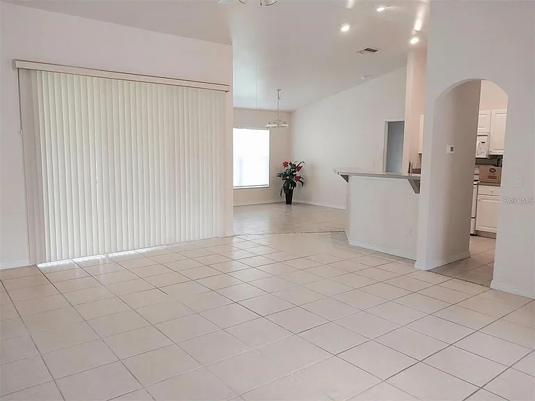 1695 Gauguin Rd — Photo 2