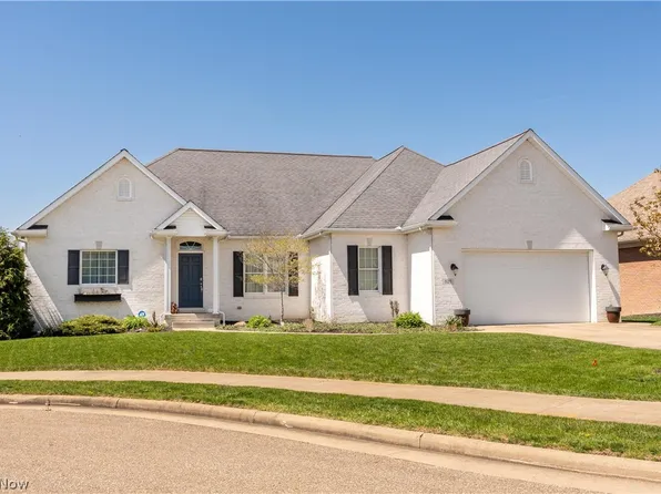 520 Pga Blvd, New Philadelphia, OH 44663