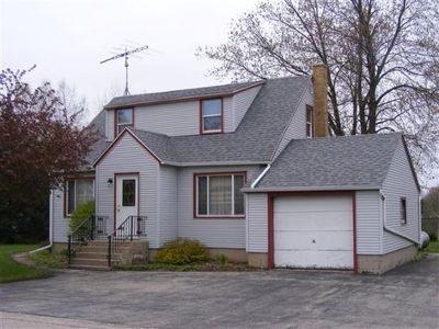 N8815 E Friesland Rd, Randolph, WI, 53956