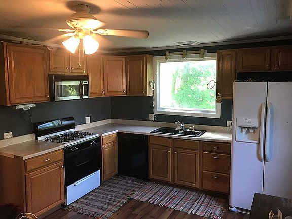 5th image of 43 Patriot Ln