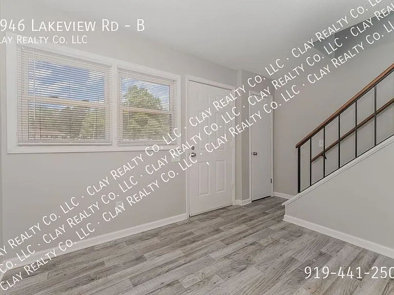 1946 Lakeview Rd #B — Photo 29