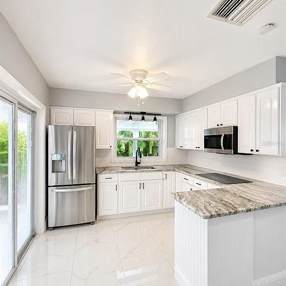 5124 Springwood Dr — Photo 6
