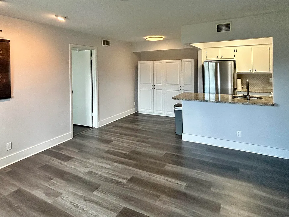 7154 Golf Colony Ct
